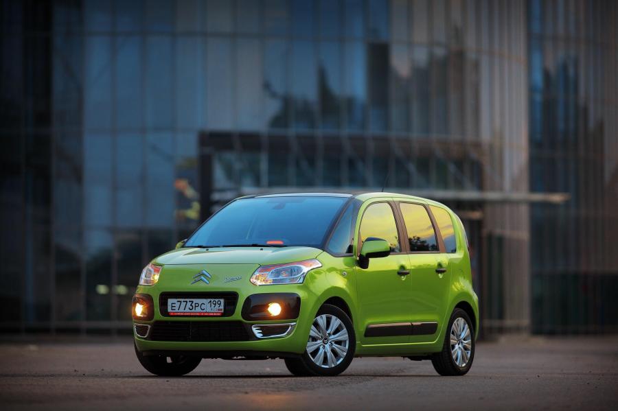  Citroen C3 Picasso 2009 года  (фото 136 из 242)